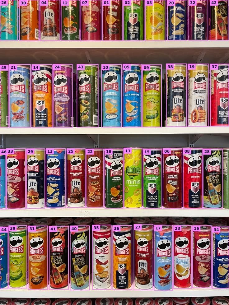 Shelf photo with every facing outlined by the detector